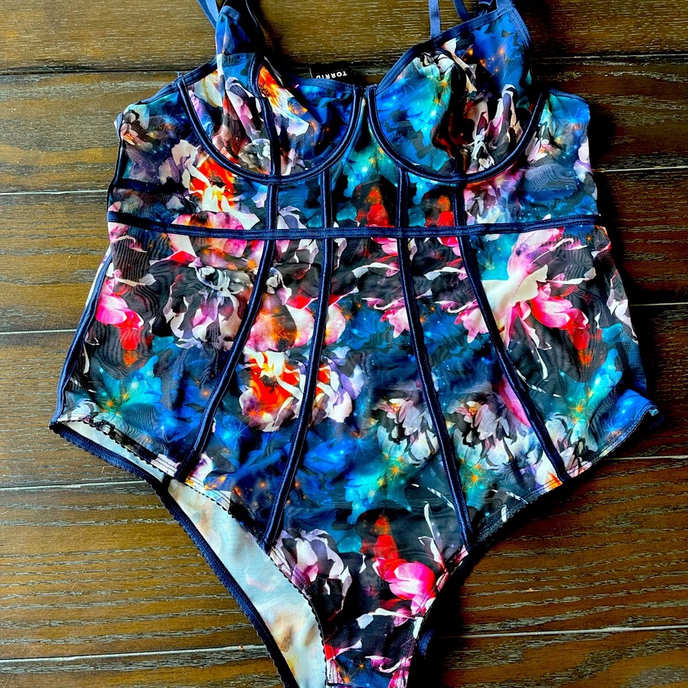 TORRID MESH BODYSUIT